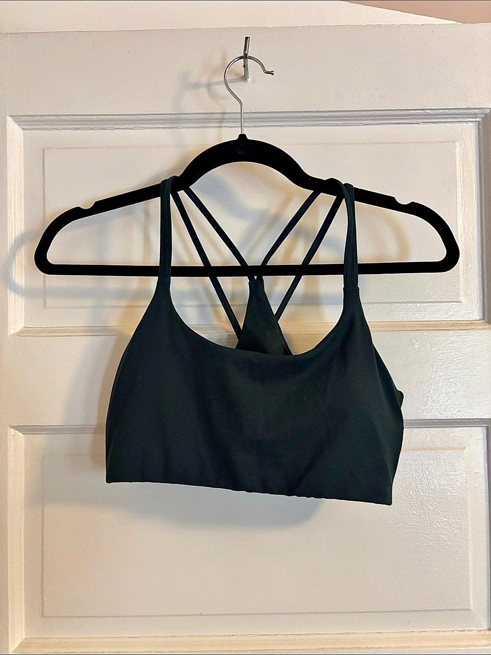 Fabletics forest green Strappy Sports Bra size medium